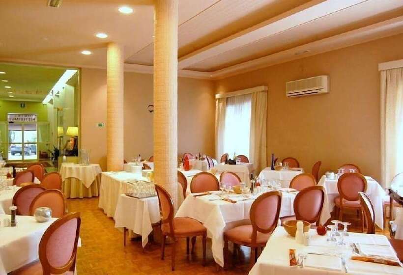 ホテル Mediterraneo