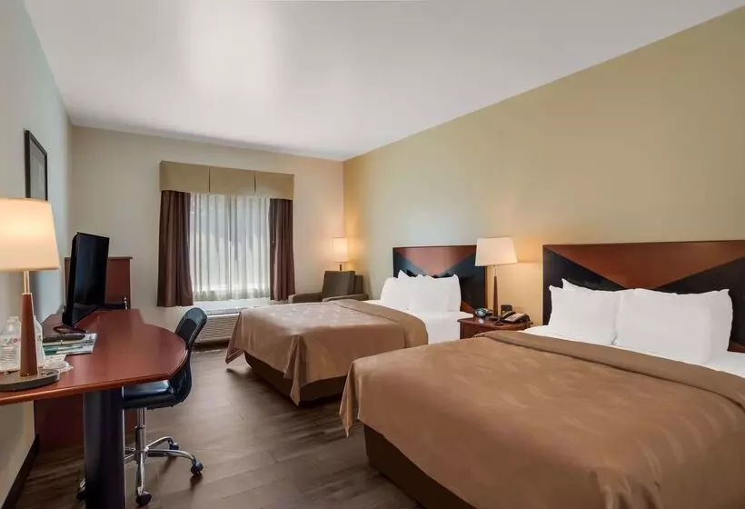 호텔 Quality Inn & Suites Chambersburg