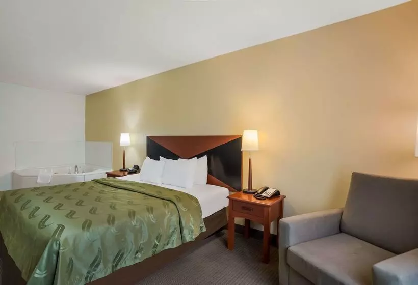 호텔 Quality Inn & Suites Chambersburg