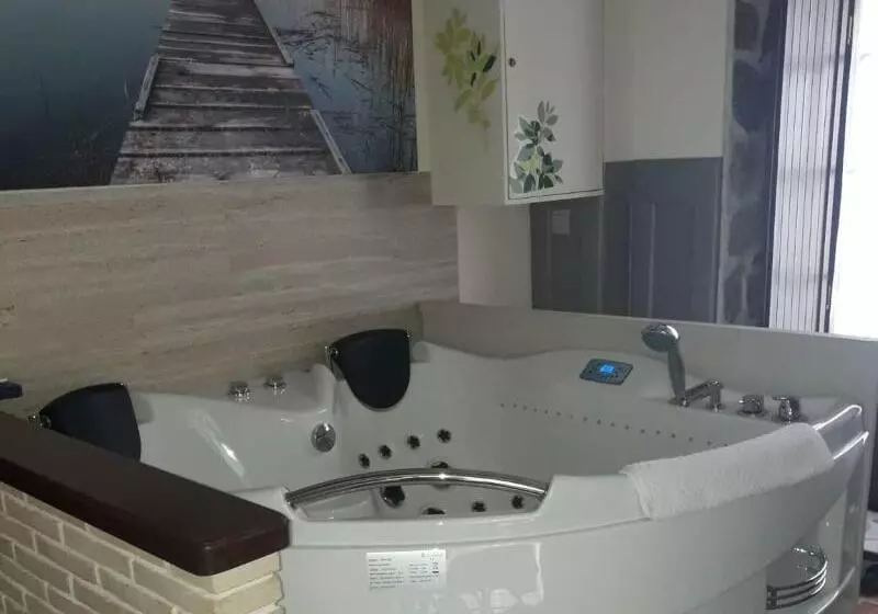 田舎風ホテル Akla La Casa Del Puente