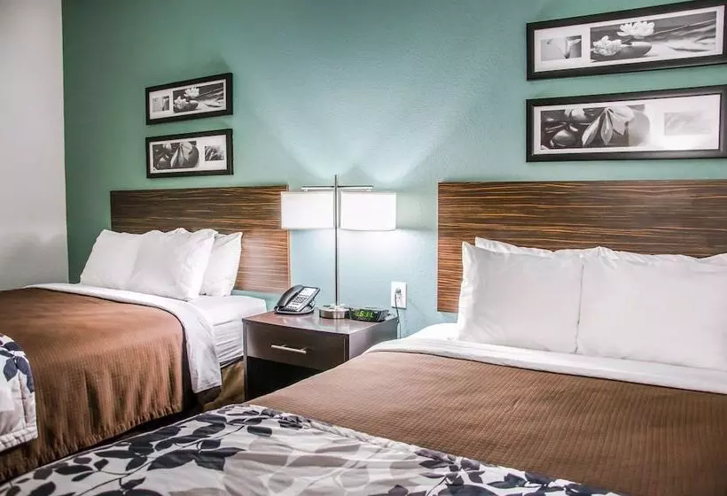 Отель Sleep Inn & Suites Center