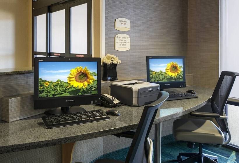 בית מלון כפרי Springhill Suites By Marriott Omaha East, Council Bluffs, Ia