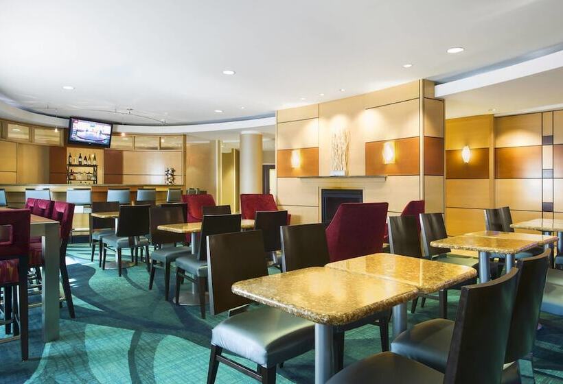 בית מלון כפרי Springhill Suites By Marriott Omaha East, Council Bluffs, Ia