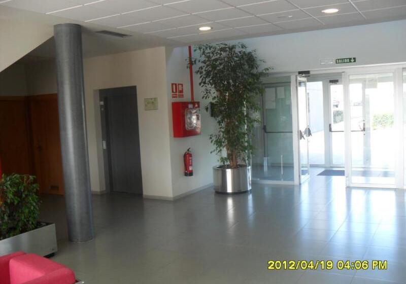 Hotel Villa De Los Arcos