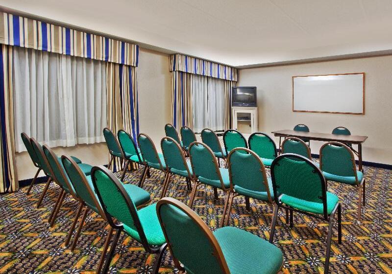 Holiday Inn Express Hotel & Suites Lawrenceville, An Ihg