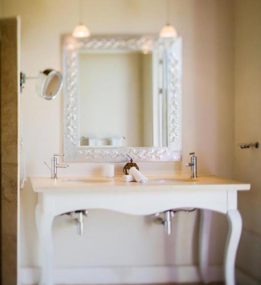 هتل Asclepios Wellness & Healing Retreat