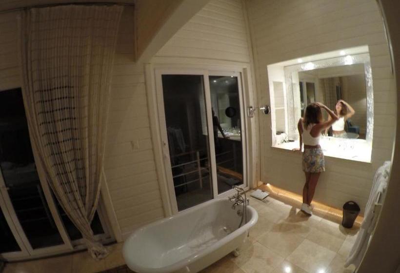 هتل Asclepios Wellness & Healing Retreat