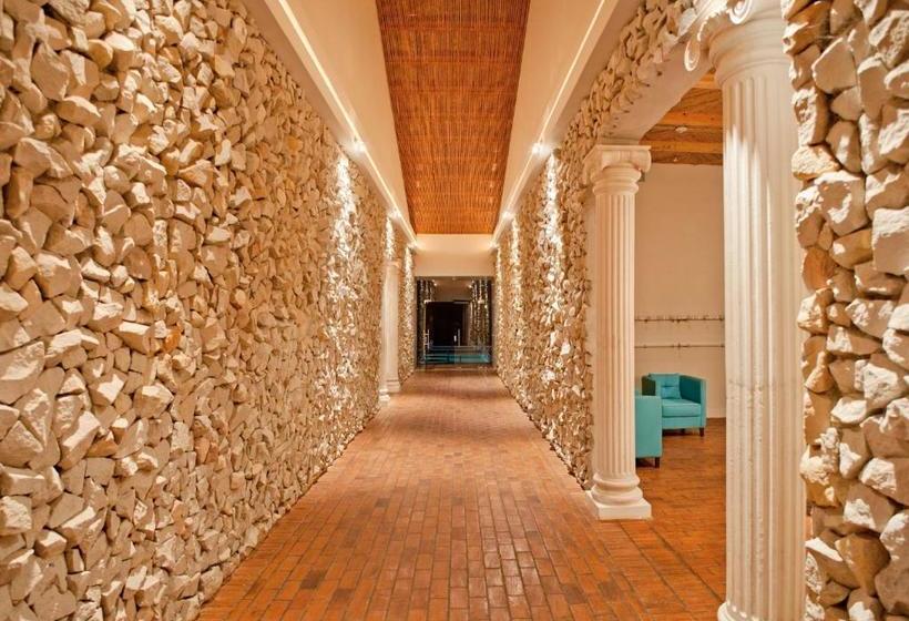 هتل Asclepios Wellness & Healing Retreat