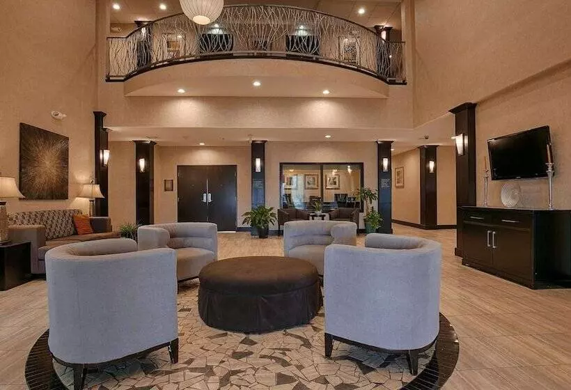 Hotelli Best Western Plus Lytle Inn And Suites