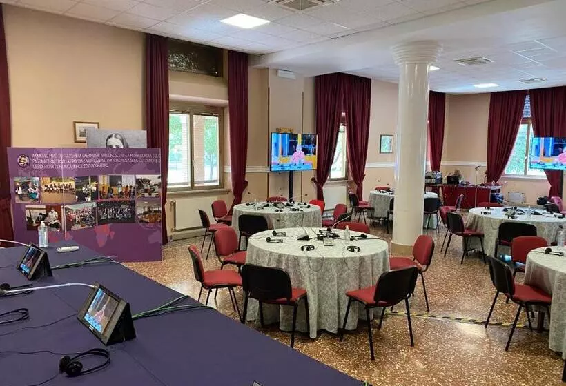 هتل Casa La Salle Roma Vaticano