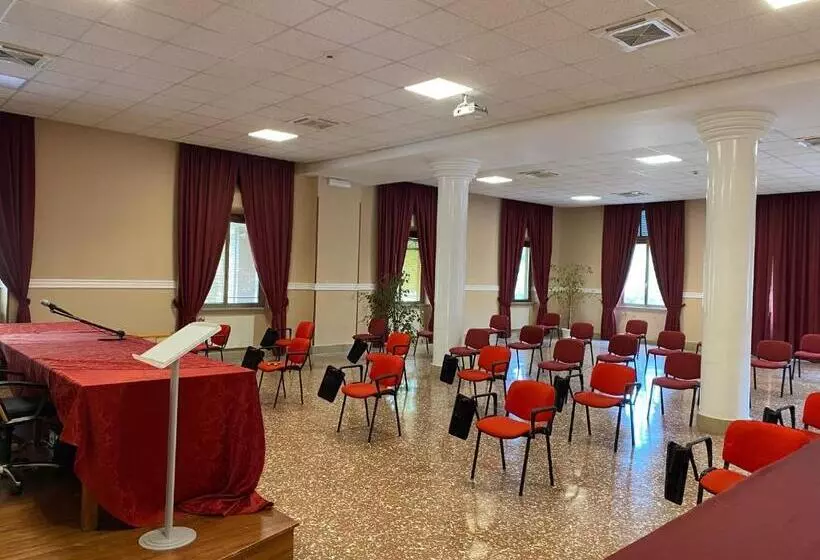 هتل Casa La Salle Roma Vaticano