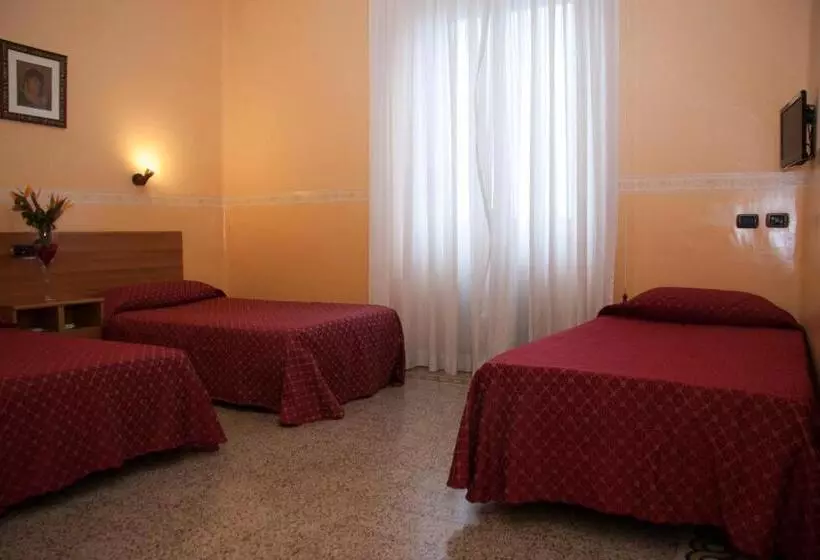 هتل Casa La Salle Roma Vaticano