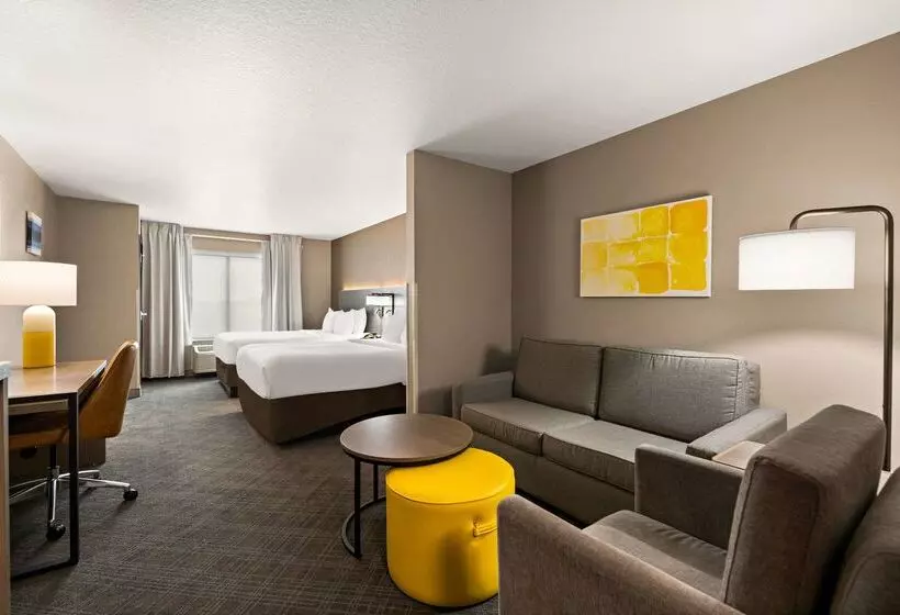 Отель Comfort Suites Hudson I94