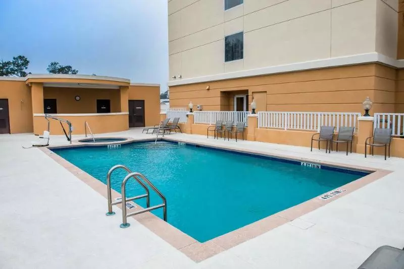 酒店 Comfort Suites Lake City