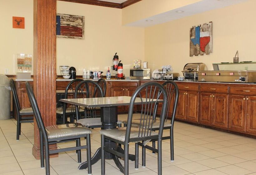 فندق Truckerz Inn