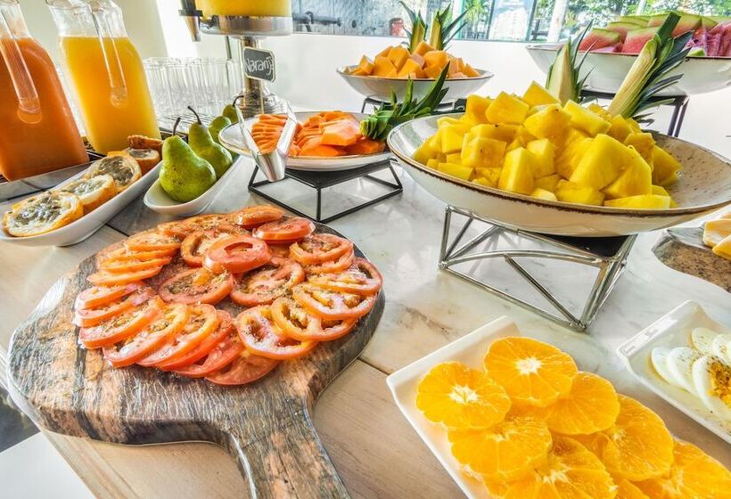 هتل Ghl Collection Armería Real