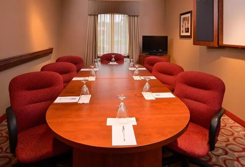 ホテル Hampton Inn By Hilton Lincoln