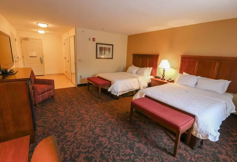 호텔 Hampton Inn Lincolnton