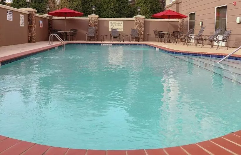 호텔 Hampton Inn Lincolnton