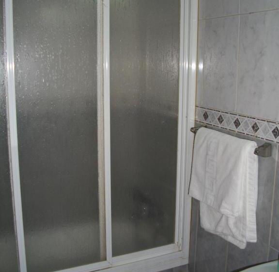 فندق Hostal Paracuellos