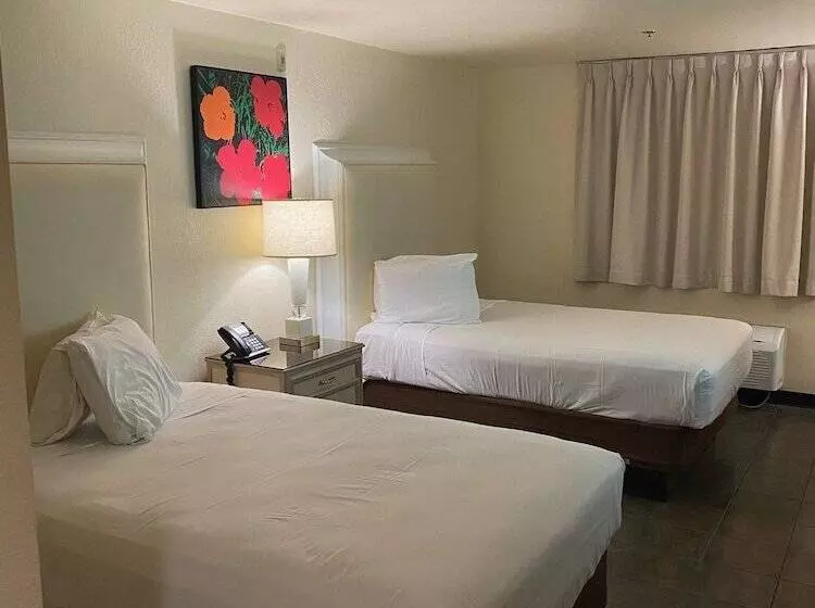 Hotel Jefe At Ojos Locos