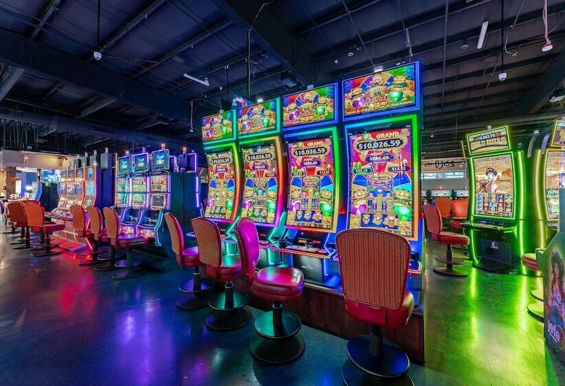 هتل Jefe At Ojos Locos