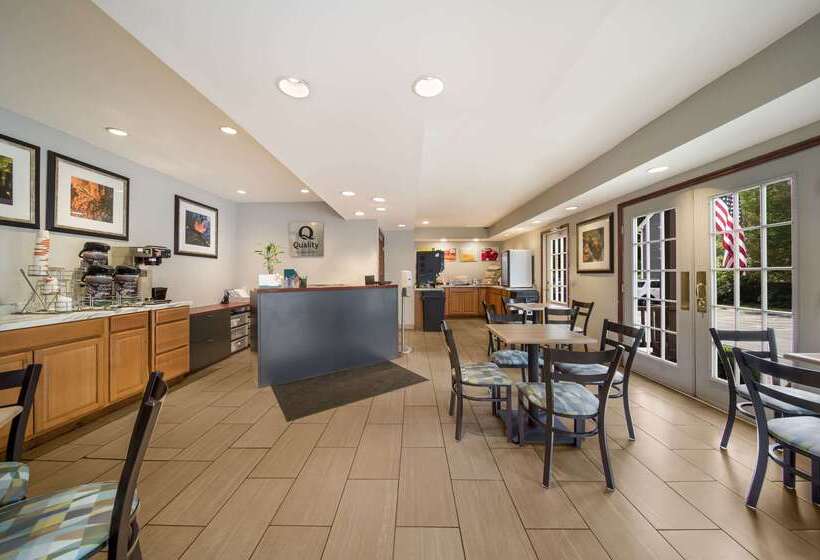 فندق Quality Inn