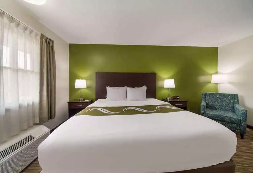 هتل Quality Inn