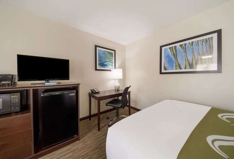 فندق Quality Inn