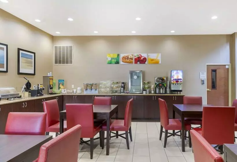 Hotel Quality Suites La Grange