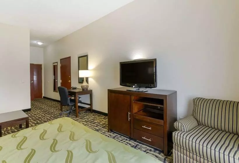 Hotel Quality Suites La Grange