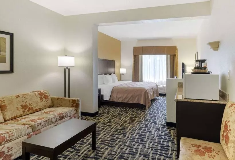 Hotel Quality Suites La Grange