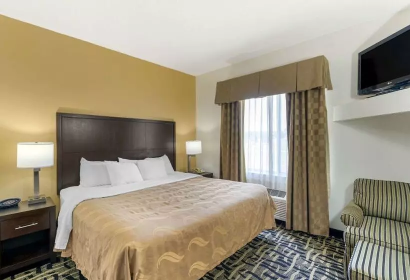 Hotel Quality Suites La Grange