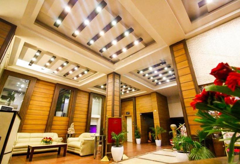 בית מלון כפרי Rishi Regency