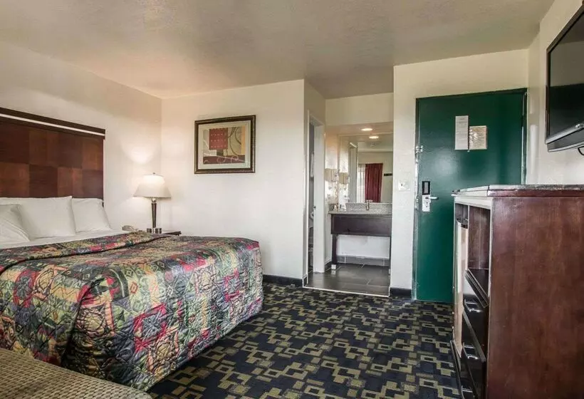 ホテル Rodeway Inn Oceanside Marina