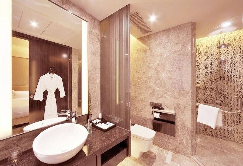 호텔 Royal Suites & Tower