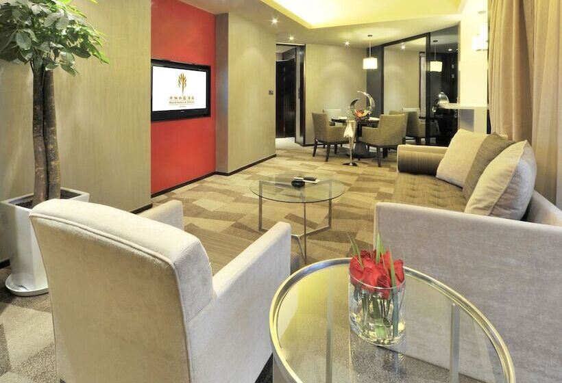 호텔 Royal Suites & Tower