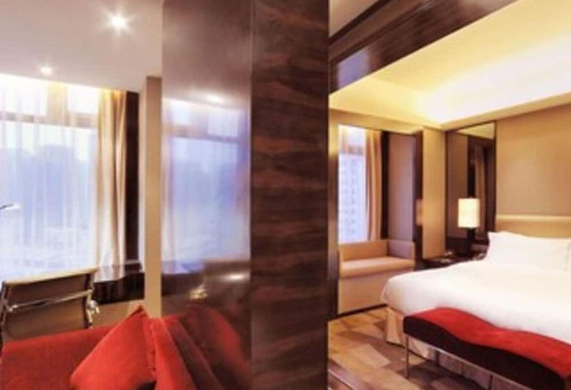 호텔 Royal Suites & Tower