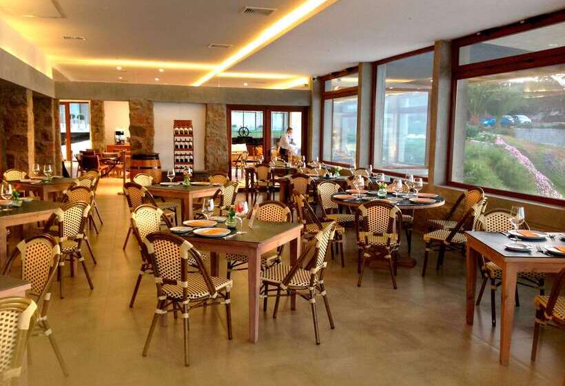 Yachting Hotel Quintero