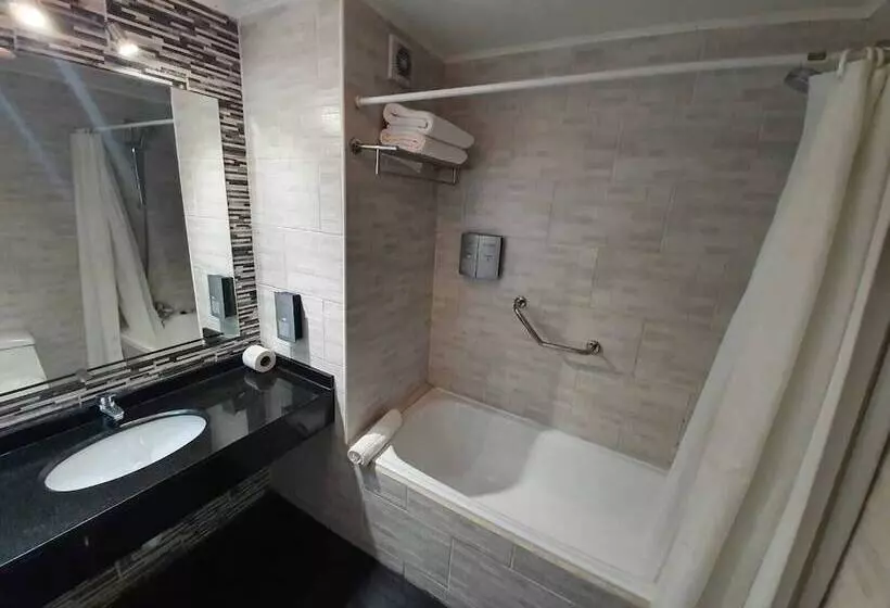 Yachting Hotel Quintero