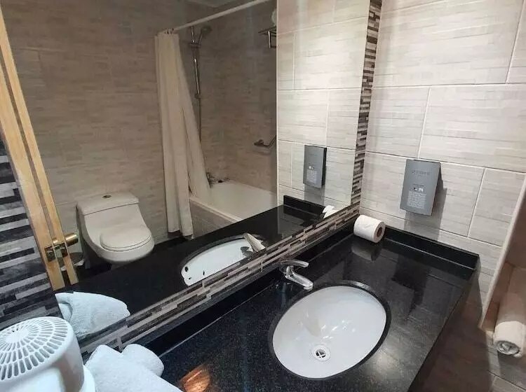 Yachting Hotel Quintero