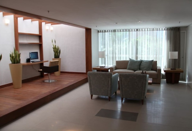 Salvador Business & Flat By Avectur