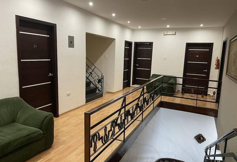 בית מלון כפרי Alston Inn