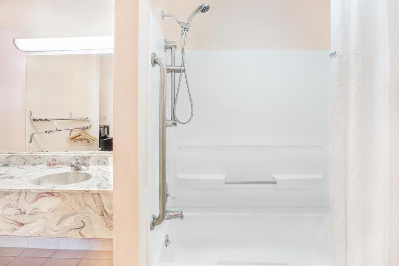 Отель America Best Value Inn Kosciusko