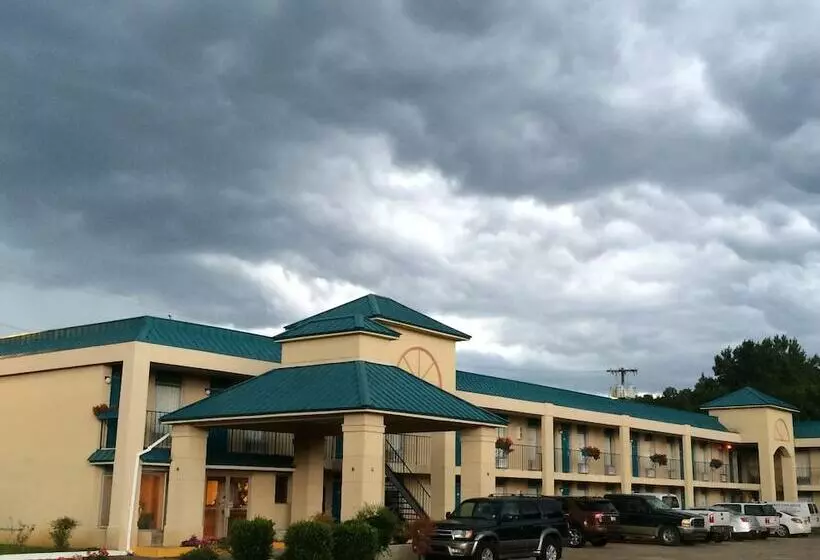 Отель America Best Value Inn Kosciusko