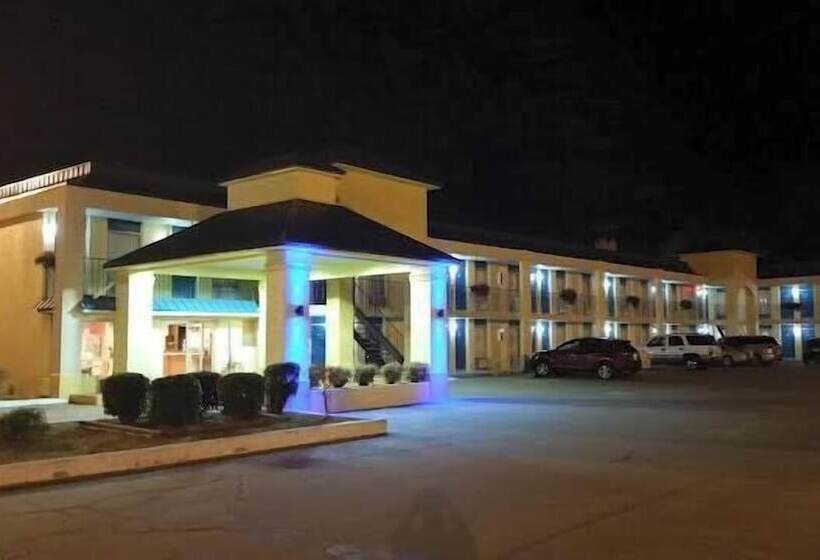 Отель America Best Value Inn Kosciusko