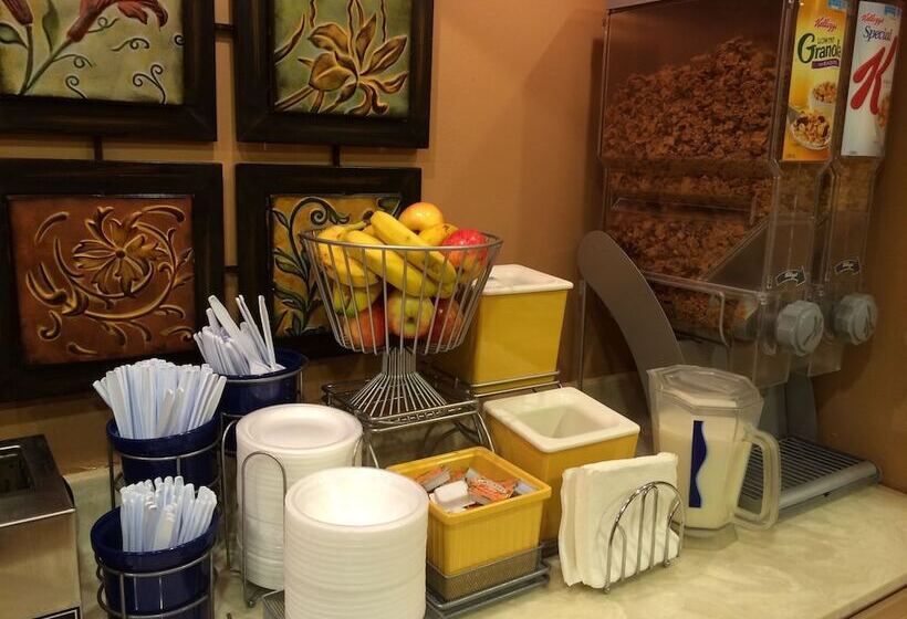 Отель America Best Value Inn Kosciusko