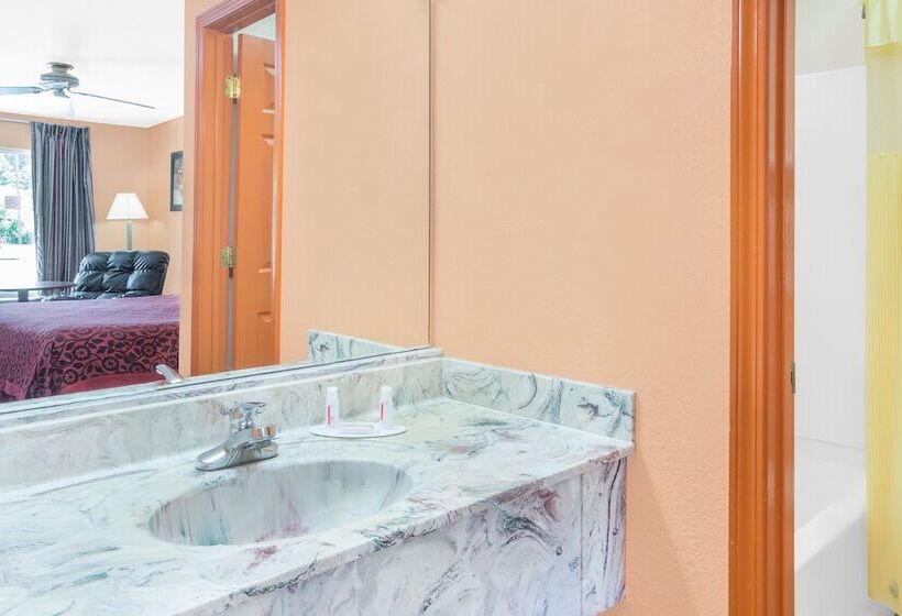 Отель America Best Value Inn Kosciusko