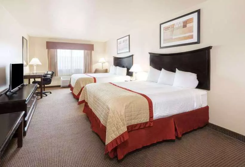 호텔 Baymont By Wyndham Perryton