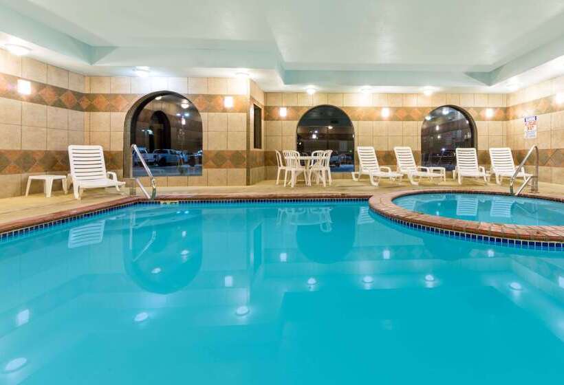 فندق Baymont By Wyndham Perryton